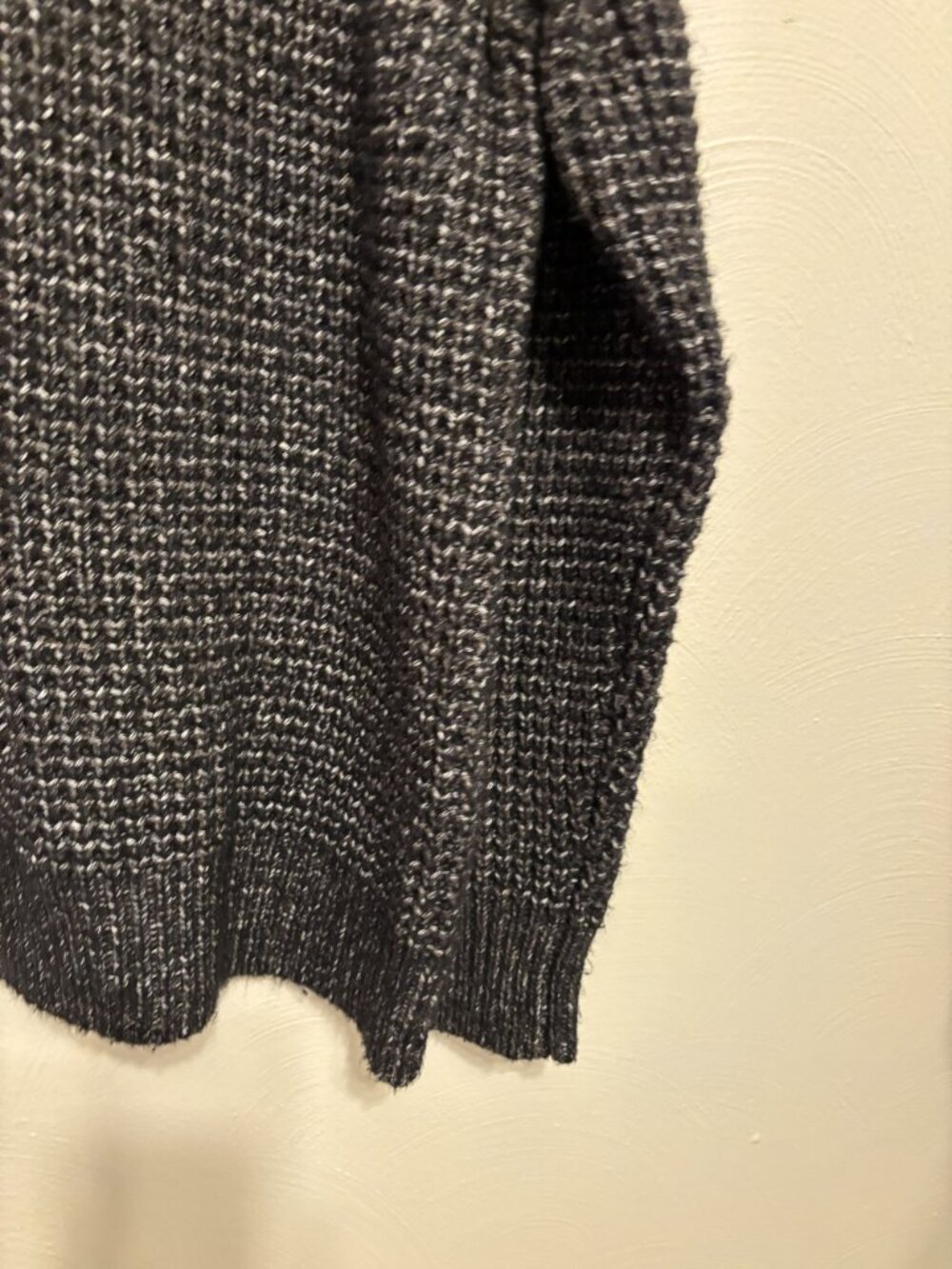 AllSaints Mens Large Knit Sweater In Black & Gray Chunky Cotton Blend - Picture 7 of 8